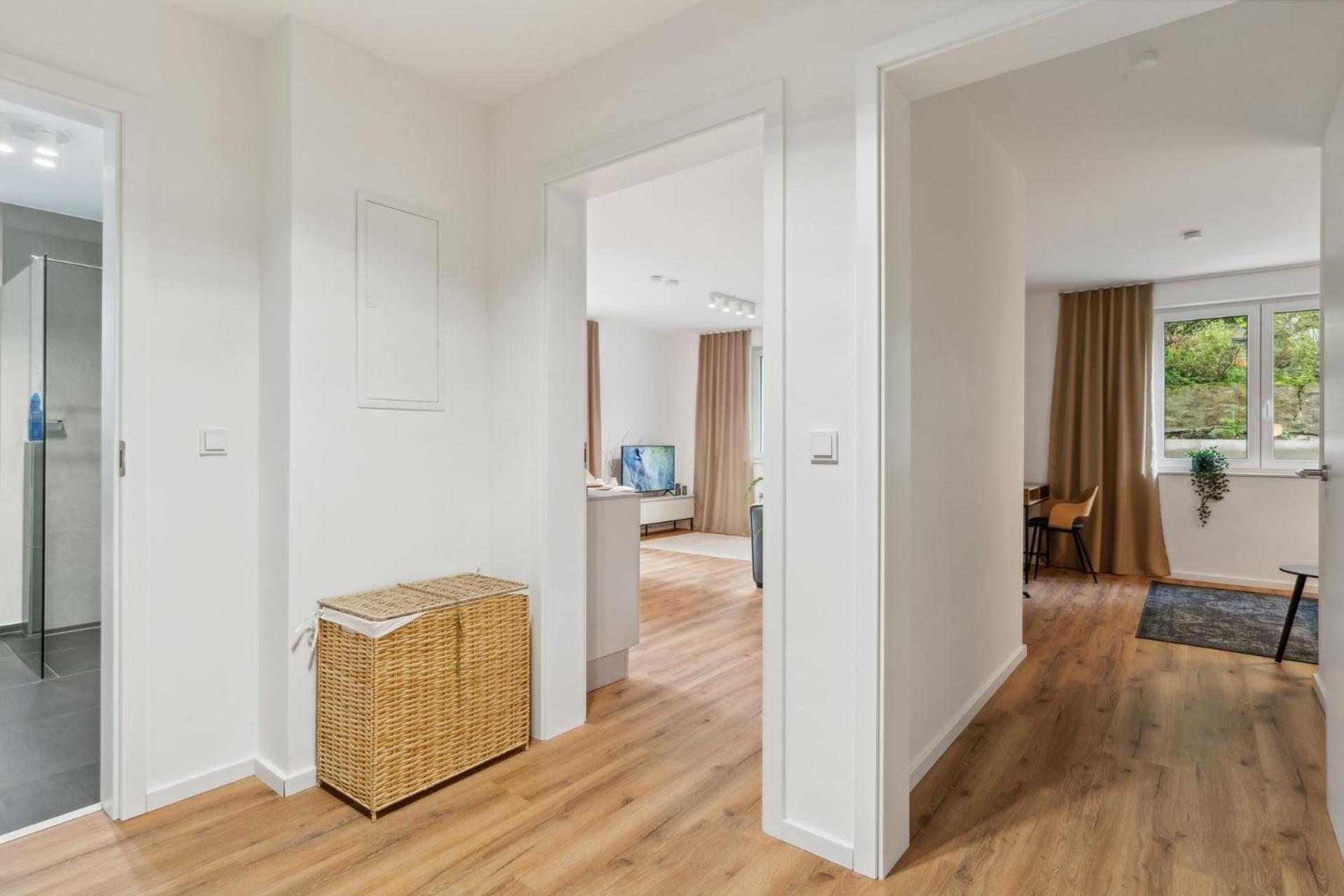 Zwei Apartments Fuer Bis Zu 8 Personen Zentral, Modern, Mit Terrasse & Balkon Bielefeld Exteriör bild
